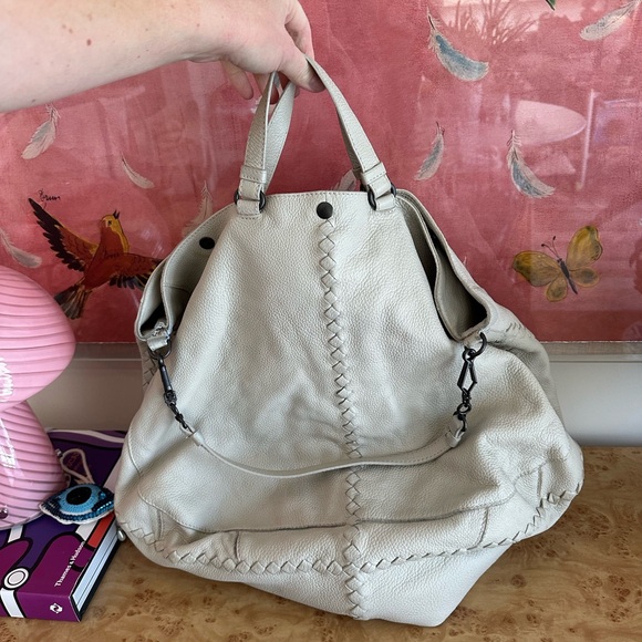 Bottega Veneta Cream Tote Bag - Picture 1 of 6